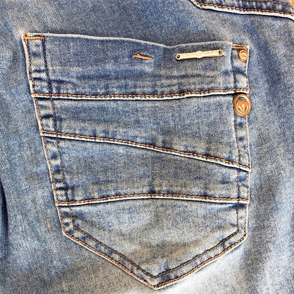 Size 29 X 31.5 Cream Denim Jeans Womens Tapered Light Blue Coco Fit Cool Pockets - Picture 10 of 12